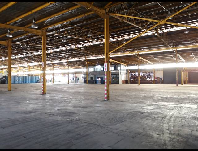 13,500M² WAREHOUSE TO LET IN ALRODE SOUTH